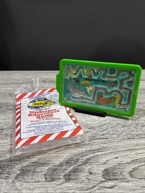 McDonald’s | Magic School Bus: Undersea Adventure Game (1994) - Happy Meal Toy